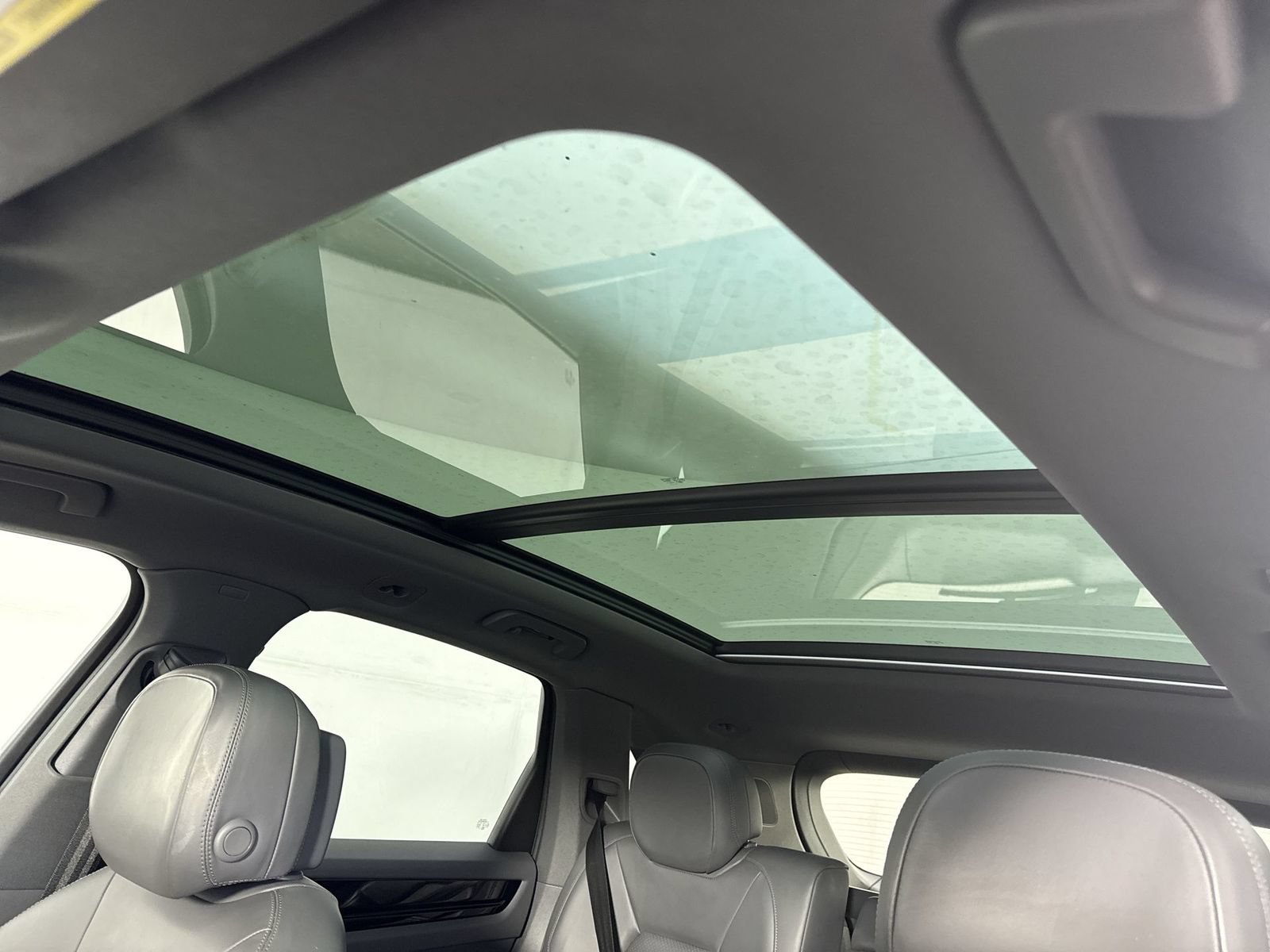 Used 2019 Porsche Cayenne AWD/4WD image 18