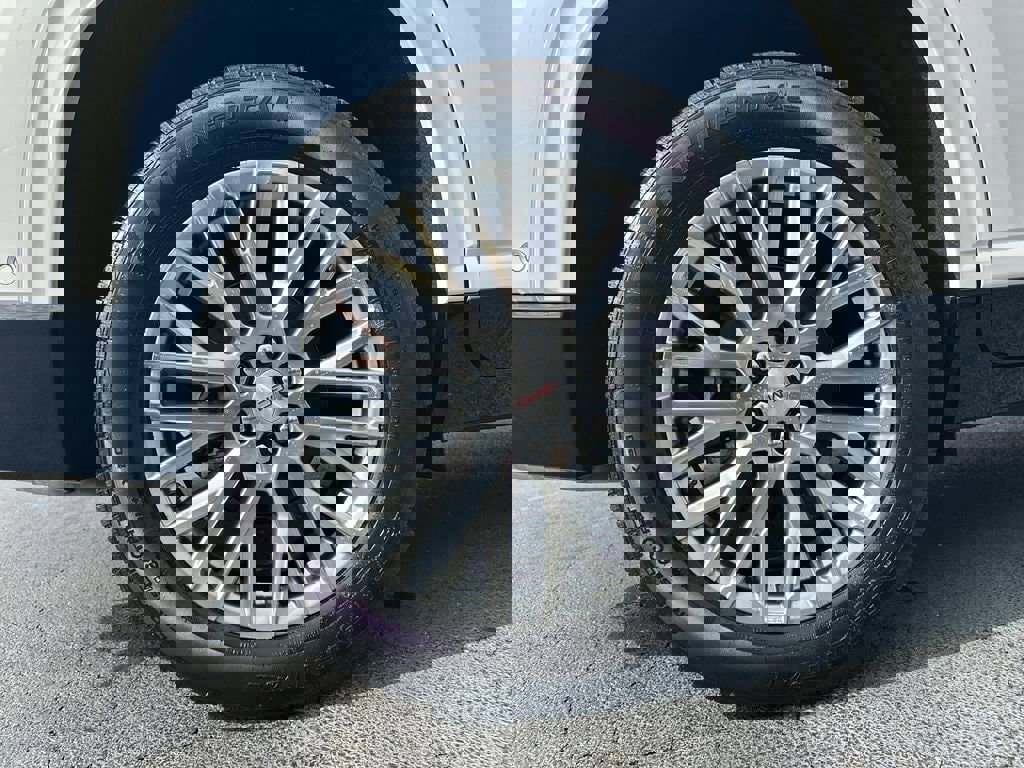 New 2026 GMC Acadia Denali w/ Super Cruise Package image 18