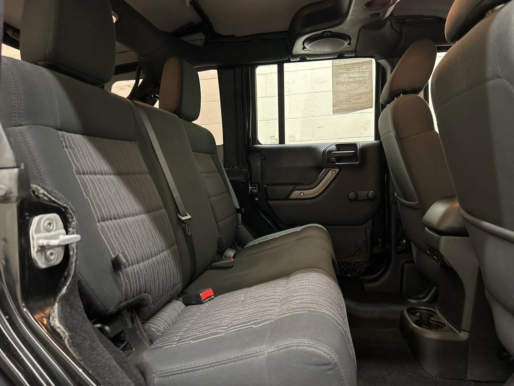 Used 2012 Jeep Wrangler Unlimited Sport image 9