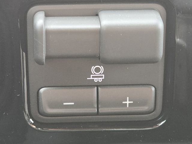 New 2026 GMC Sierra 1500 Elevation image 7