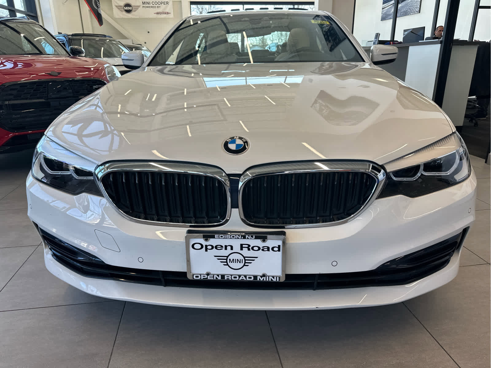Used 2019 BMW 530i xDrive w/ Convenience Package image 4