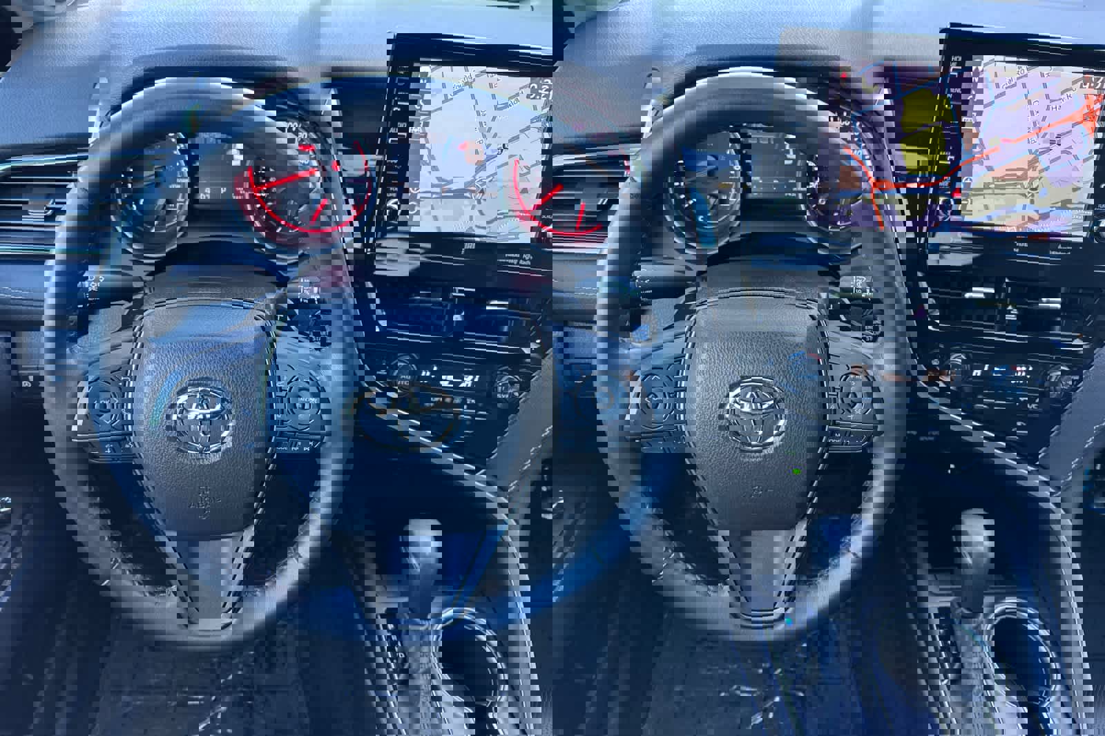 Used 2023 Toyota Camry XSE w/ Navigation Package image 14