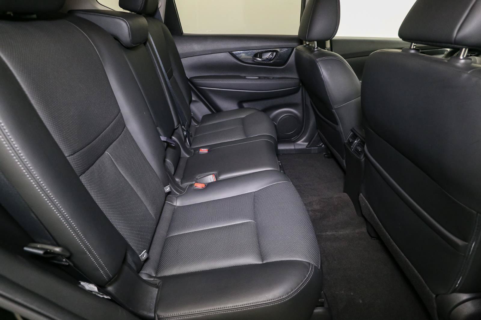 Used 2017 Nissan Rogue SL AWD/4WD image 20