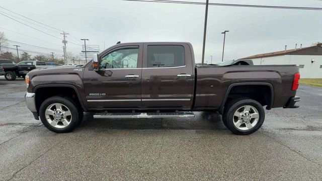 Used 2016 GMC Sierra 2500 SLT w/ Duramax Plus Package AWD/4WD image 5