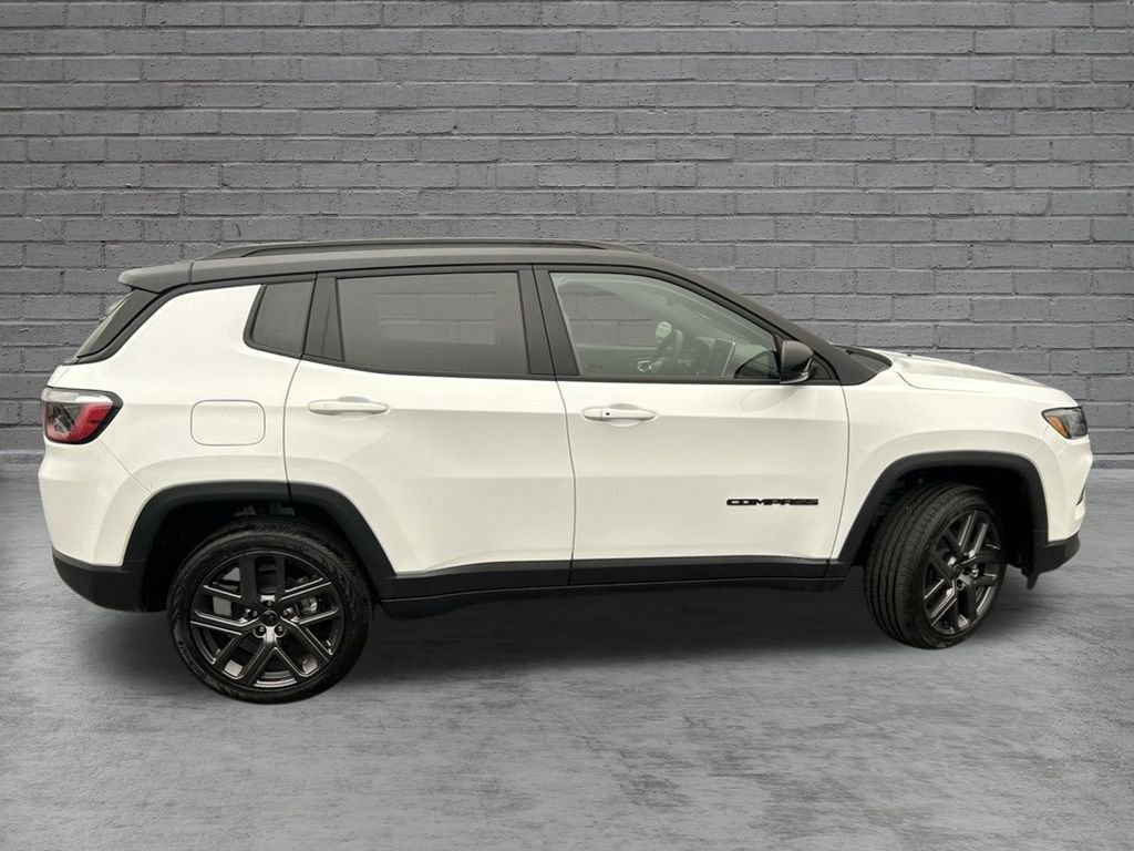 New 2026 Jeep Compass Limited w/ Sun, Sound & Navigation Group AWD/4WD image 9