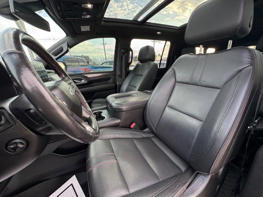 Used 2021 Chevrolet Suburban RST w/ Luxury Package image 20