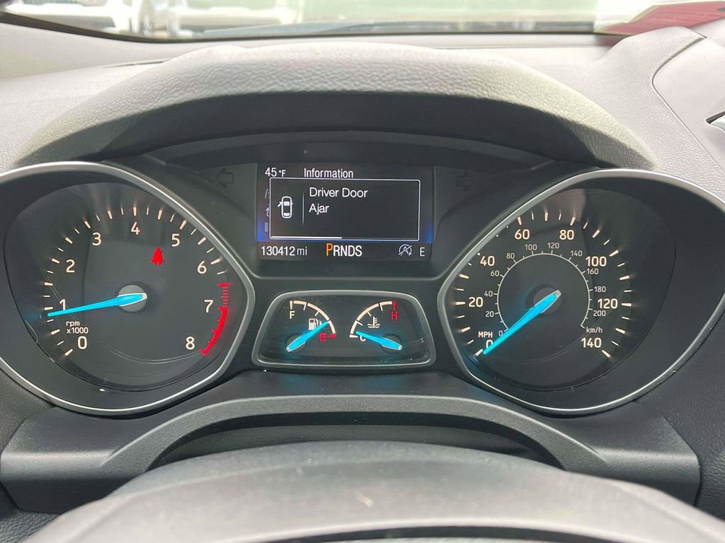 Used 2017 Ford Escape Titanium image 29