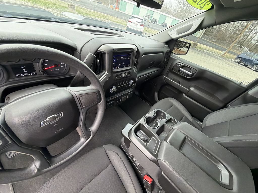 Used 2025 Chevrolet Silverado 1500 Custom Trail Boss AWD/4WD image 20