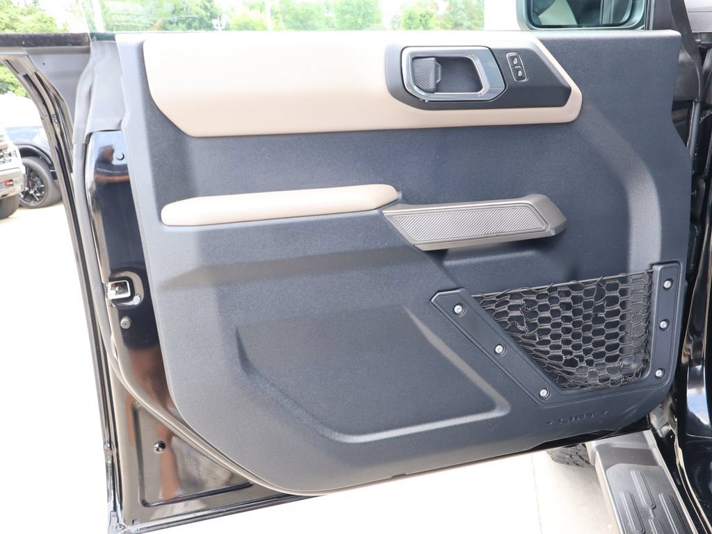 Used 2022 Ford Bronco Wildtrak AWD/4WD image 13