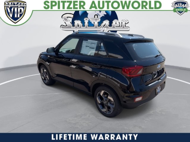New 2026 Hyundai Venue SEL FWD image 11