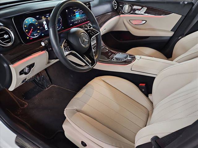 Used 2023 Mercedes-Benz E 350 4MATIC Sedan image 9
