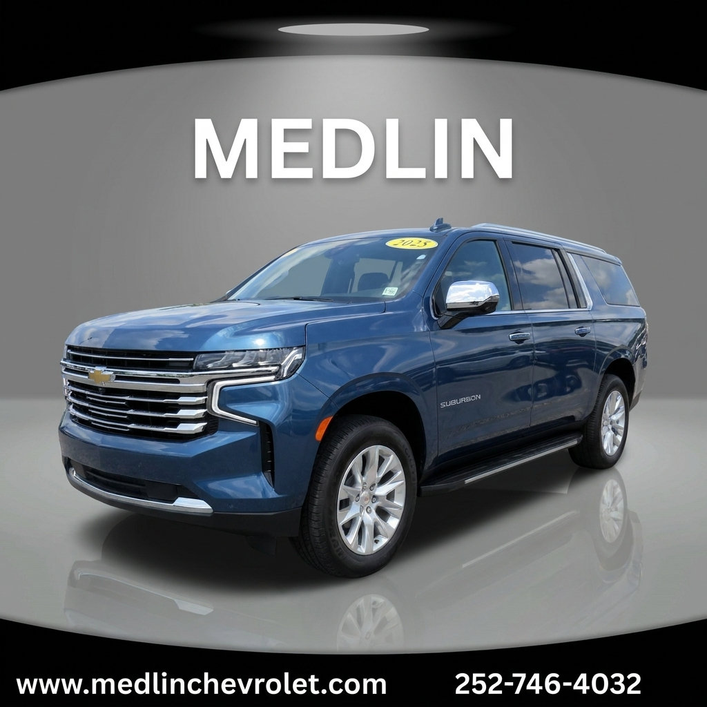 Used 2025 Chevrolet Suburban Premier AWD/4WD image 10