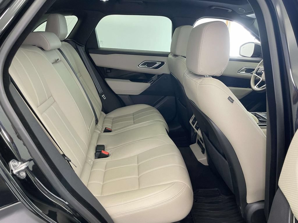 Used 2022 Land Rover Range Rover Velar R-Dynamic S AWD/4WD image 17