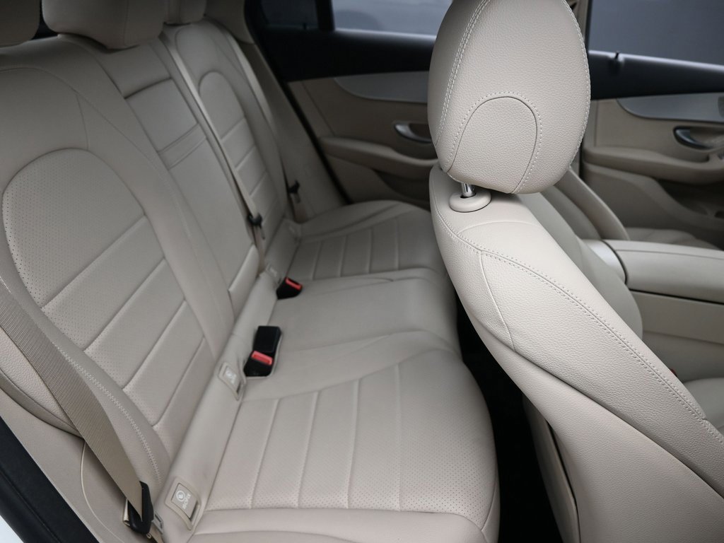 Used 2021 Mercedes-Benz GLC 300 4MATIC Coupe image 34