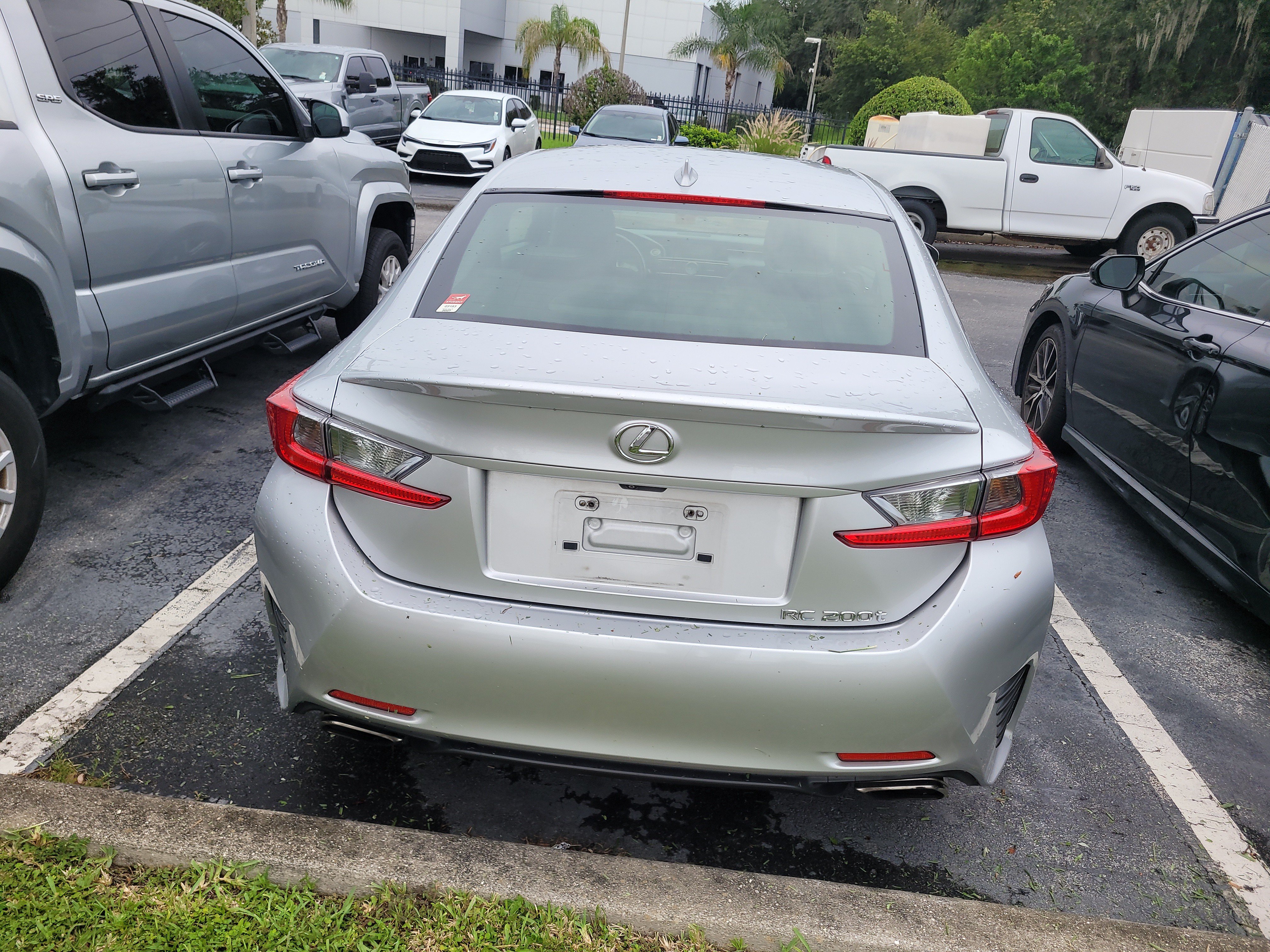 Used 2016 Lexus RC 200t w/ Accessory Package 2 RWD image 6