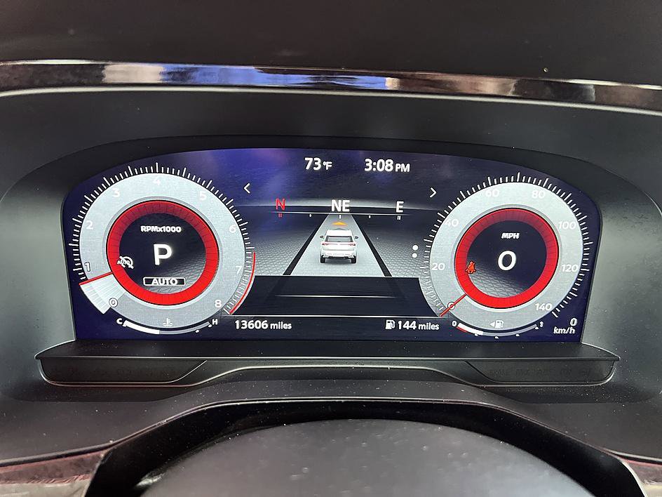 Certified 2024 Nissan Pathfinder Platinum w/ Lighting Package (N92) image 26