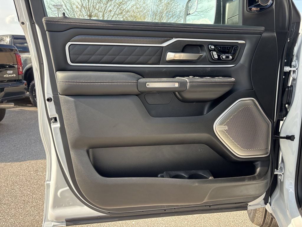 New 2026 RAM 1500 Tungsten AWD/4WD image 16