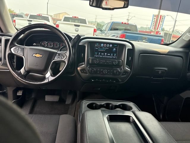 Used 2018 Chevrolet Silverado 1500 LT w/ All Star Edition AWD/4WD image 13