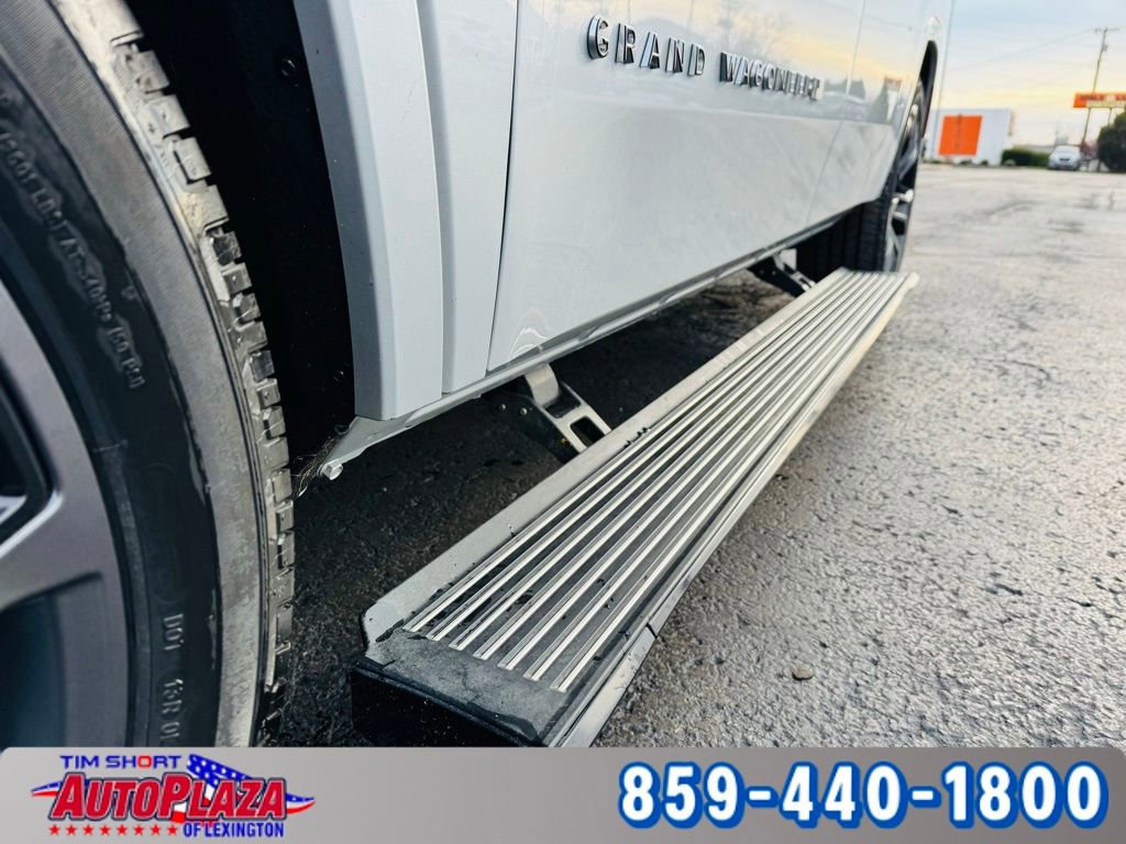 Used 2024 Jeep Grand Wagoneer Series II w/ Quick Order Packagew 28T image 22