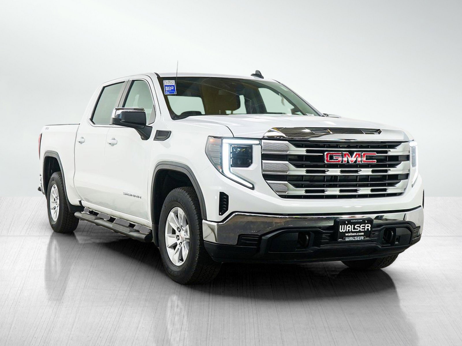 Used 2023 GMC Sierra 1500 SLE w/ Enhanced Capability Package AWD/4WD image 7