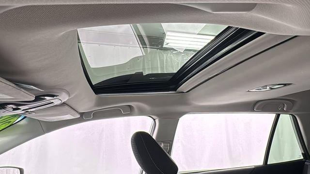 Used 2022 Subaru Outback Premium image 35