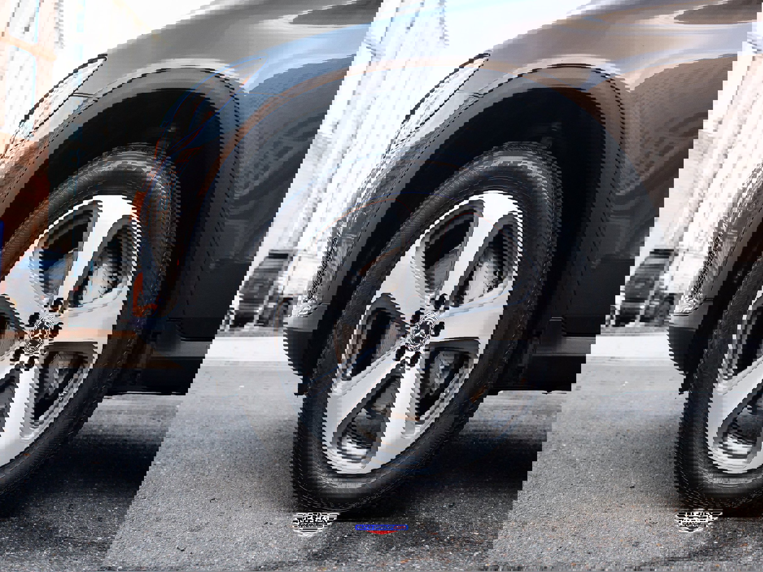 Used 2018 Mercedes-Benz GLC 300 4MATIC Coupe w/ Multimedia Package image 10