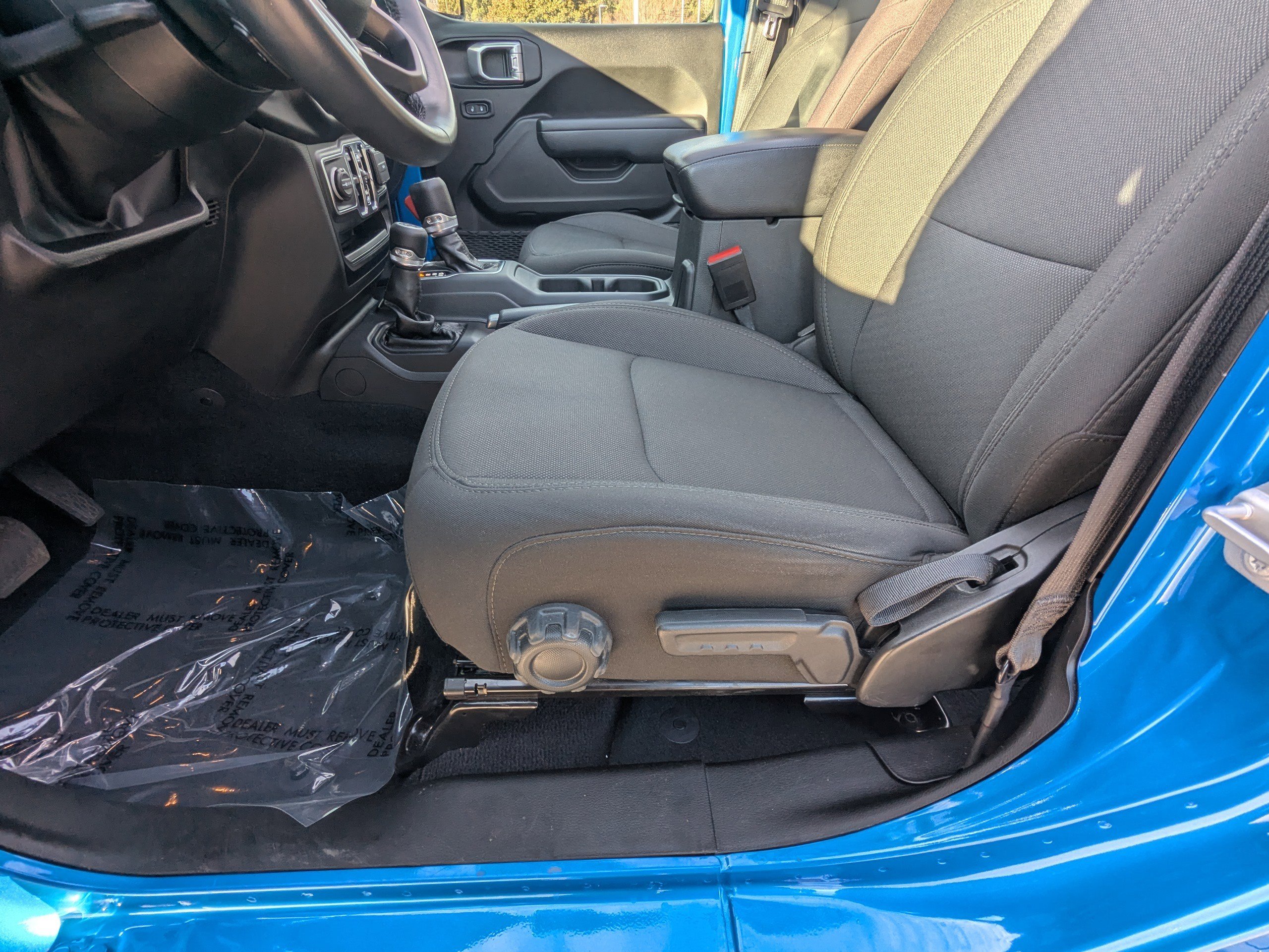 Certified 2022 Jeep Wrangler Sport S w/ Sun And Sound Package image 16