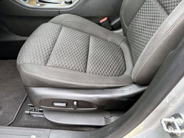 Used 2019 GMC Acadia SLE AWD/4WD image 18
