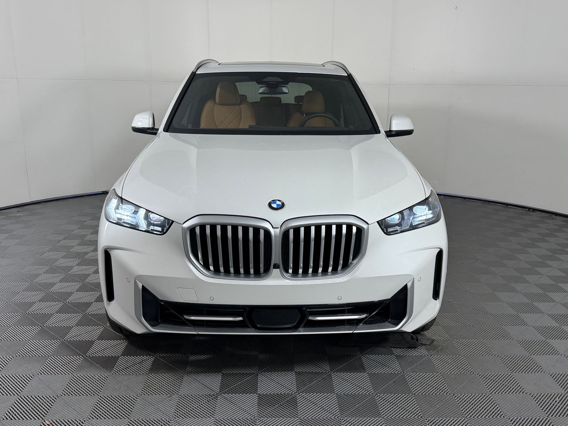 New 2026 BMW X5 sDrive40i w/ Premium Package RWD image 6