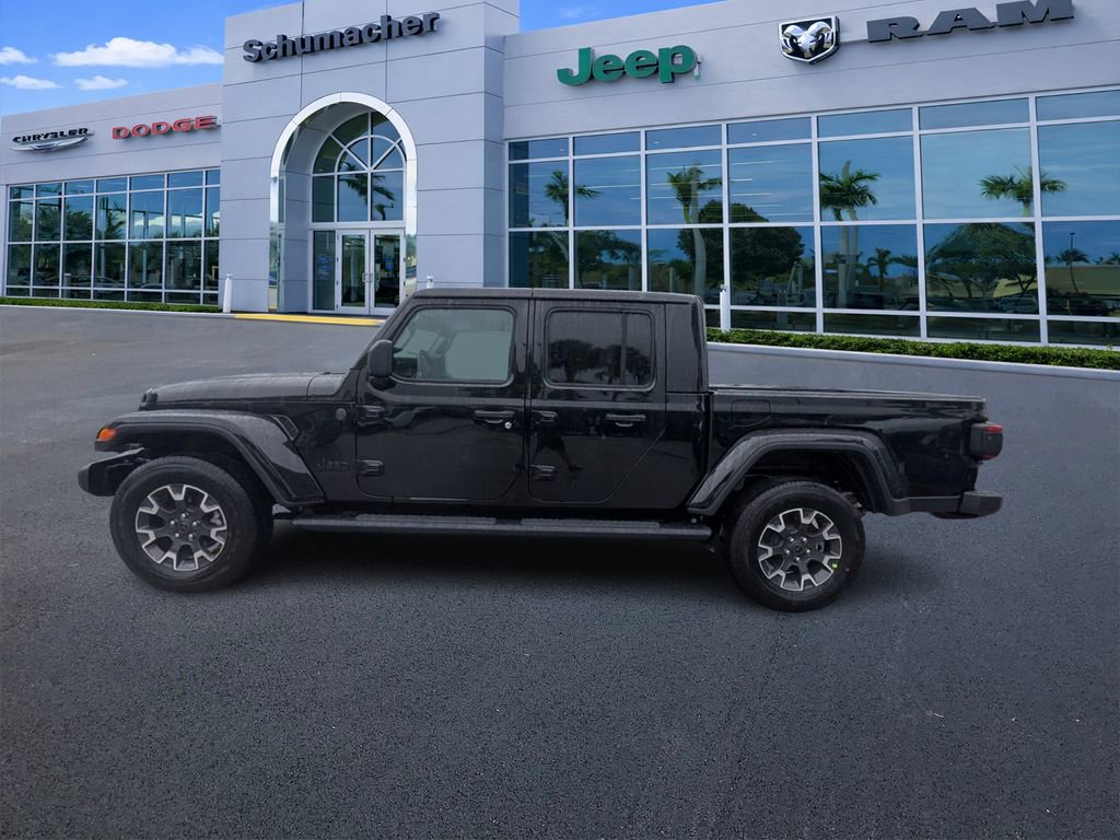 New 2026 Jeep Gladiator Sport AWD/4WD image 4