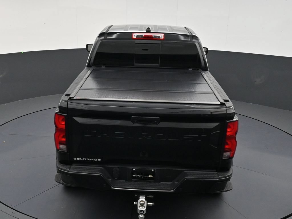 Used 2025 Chevrolet Colorado Z71 AWD/4WD image 15