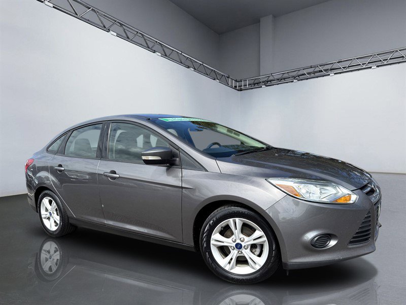 Used 2014 Ford Focus SE FWD image 22