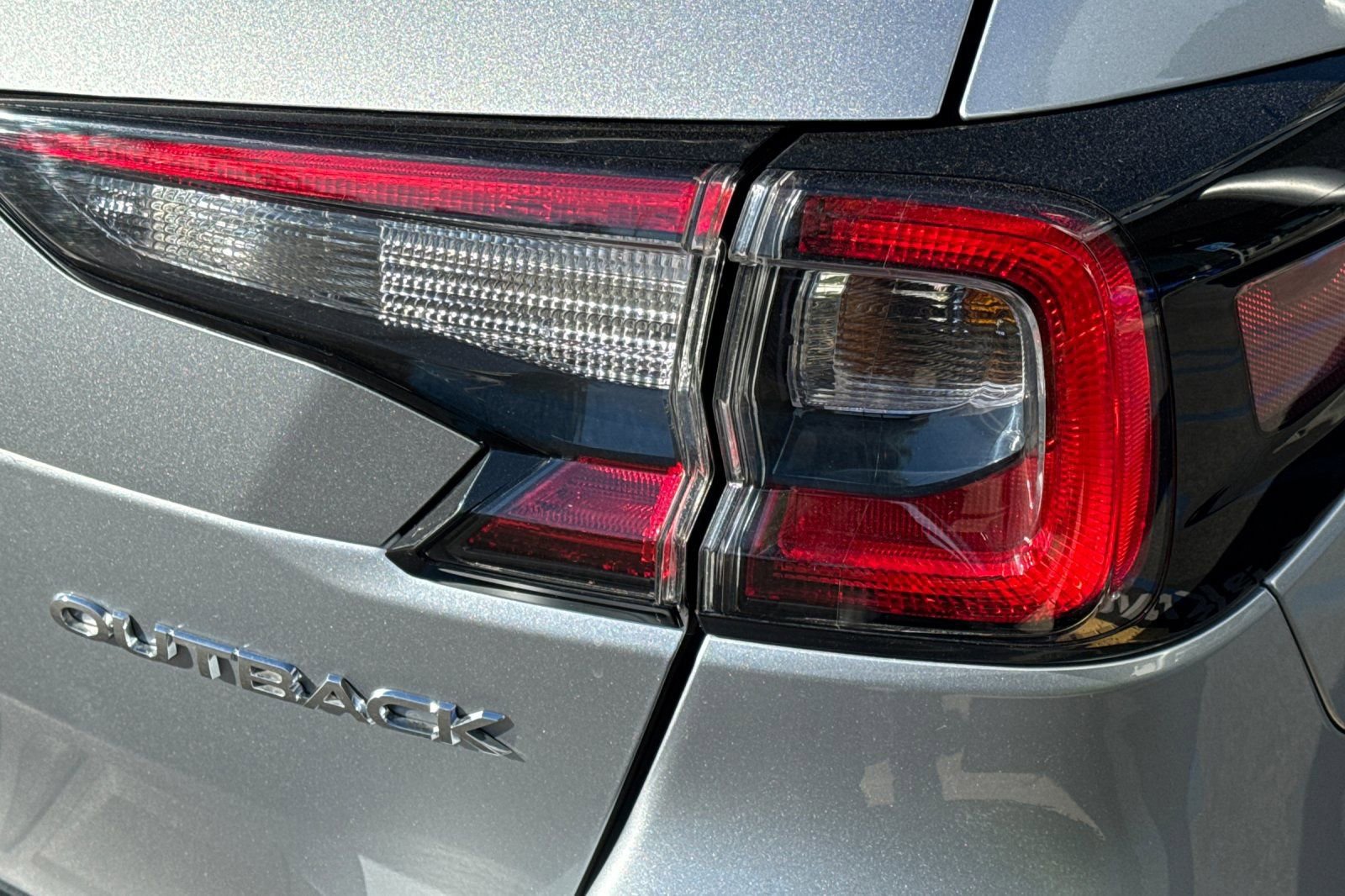 Certified 2025 Subaru Outback Premium image 31