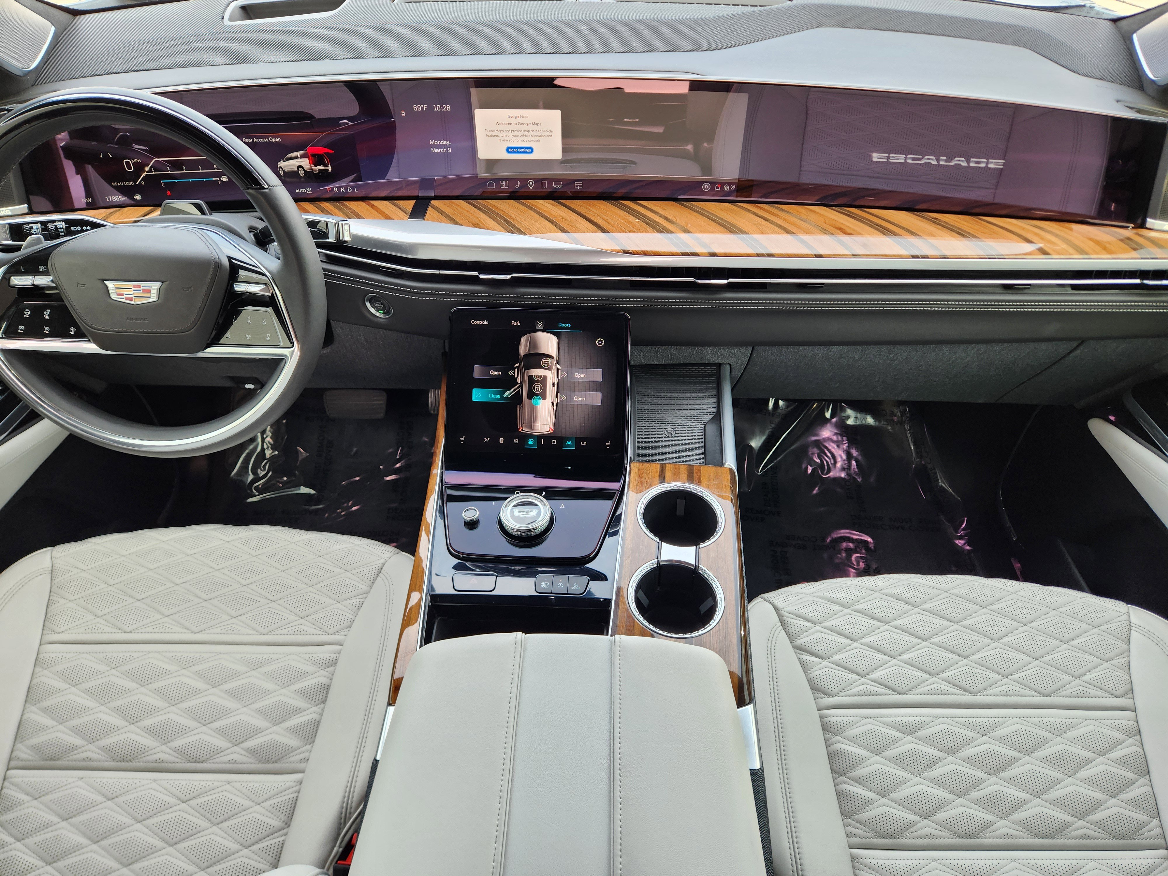 Used 2025 Cadillac Escalade Sport Platinum w/ LPO, Floor Liner Package image 27