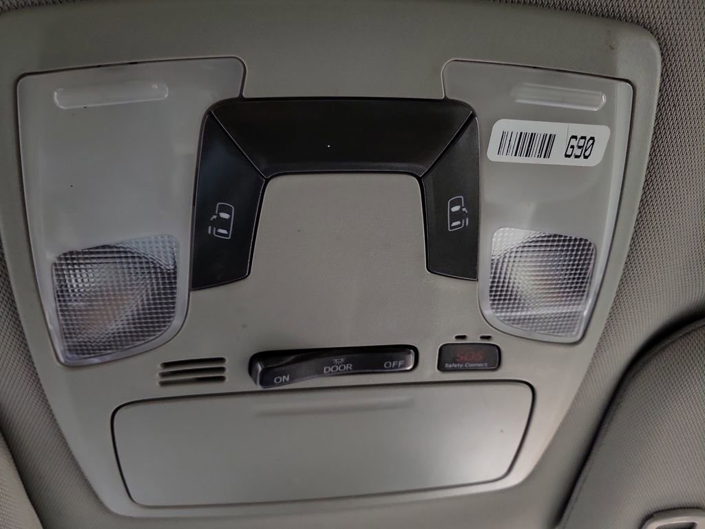 Used 2019 Toyota Sienna LE image 19