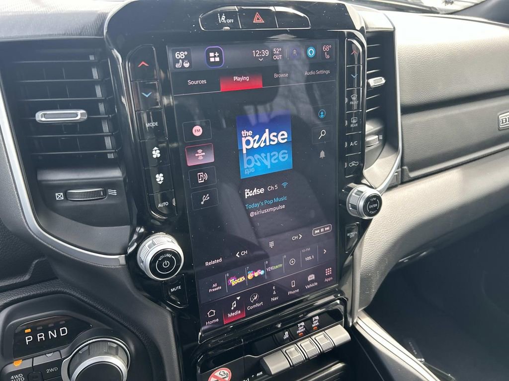 Used 2025 RAM 1500 Big Horn image 24