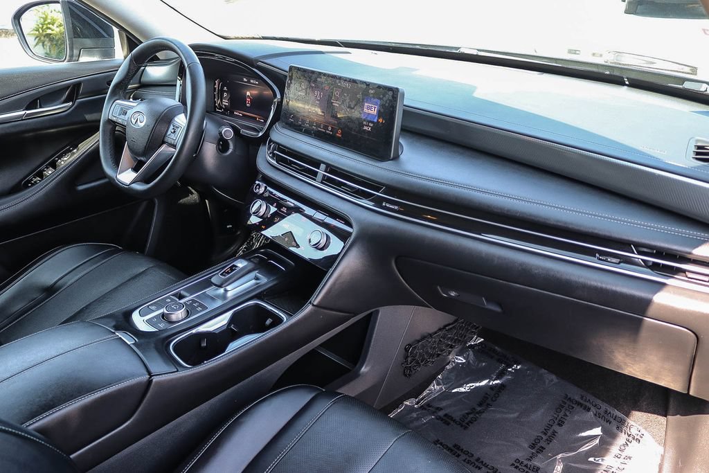 Certified 2023 INFINITI QX60 Luxe w/ Cargo Package FWD image 15