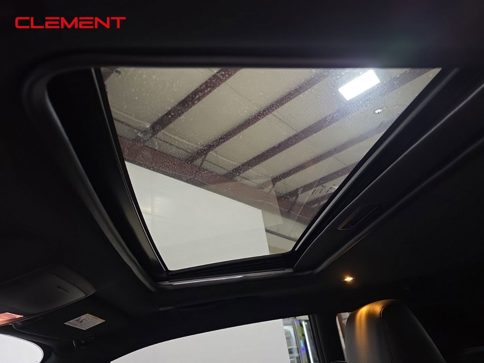 Used 2023 Dodge Challenger R/T w/ Plus Package image 23