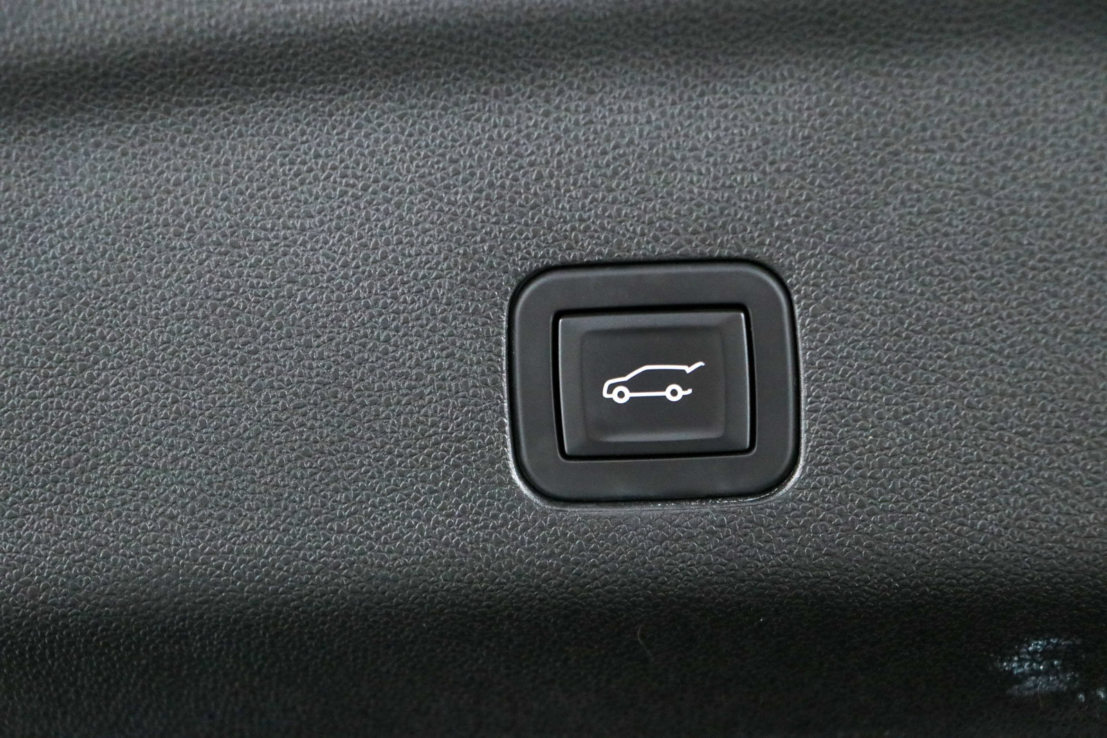 Used 2023 GMC Yukon Denali AWD/4WD image 35