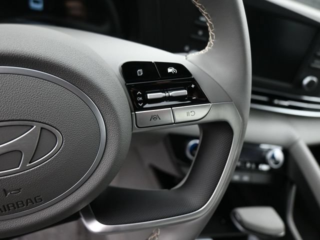Certified 2026 Hyundai Elantra Sport FWD image 18