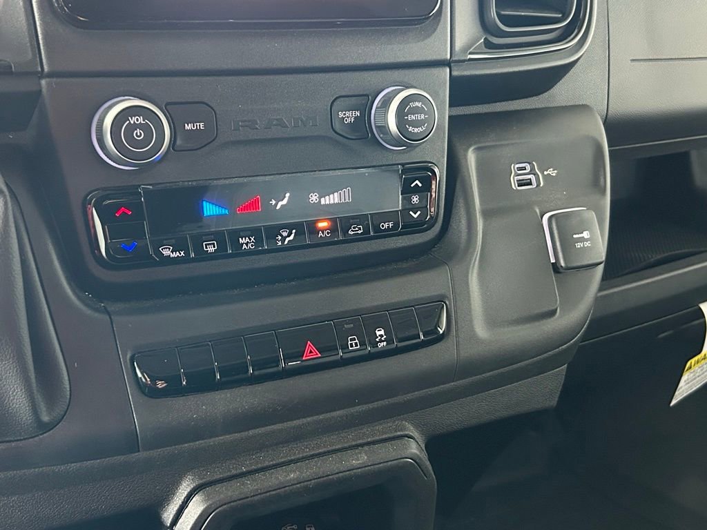 Used 2023 RAM ProMaster 3500 image 12