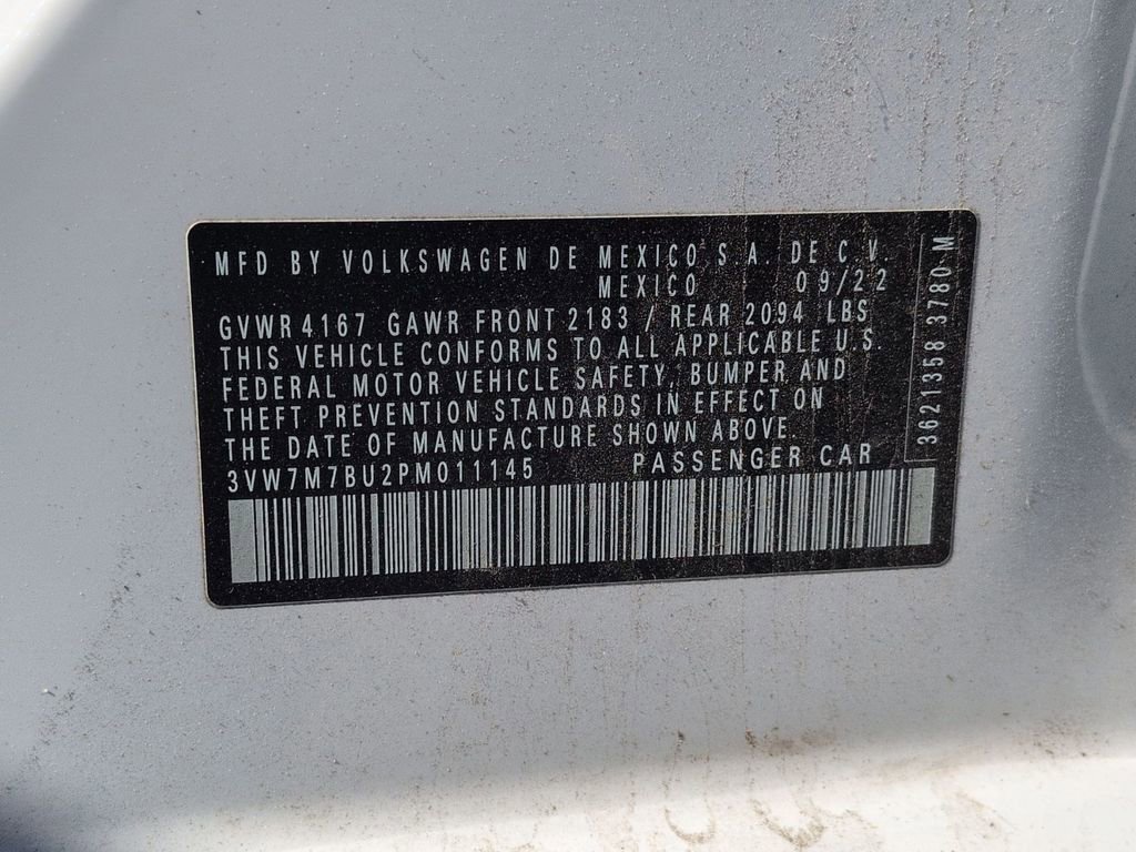 Used 2023 Volkswagen Jetta SE w/ Panoramic Sunroof Package image 24