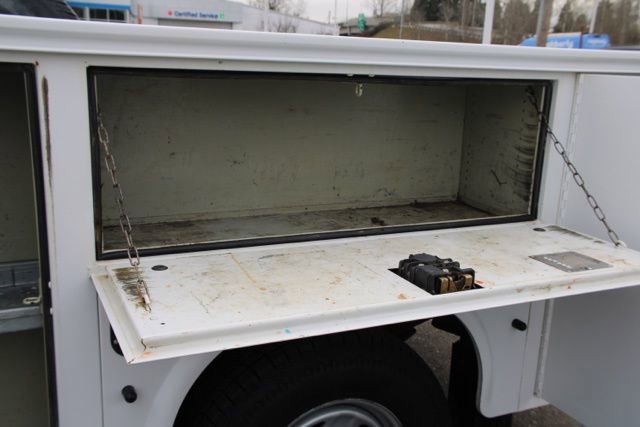 Used 2012 Ford F250 XL w/ Skid Plate Pkg image 7
