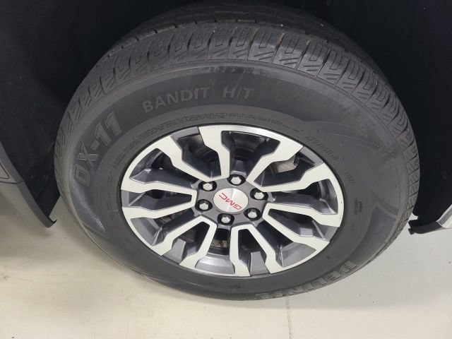 Used 2019 GMC Sierra 1500 SLE w/ SLE Value Package AWD/4WD image 39