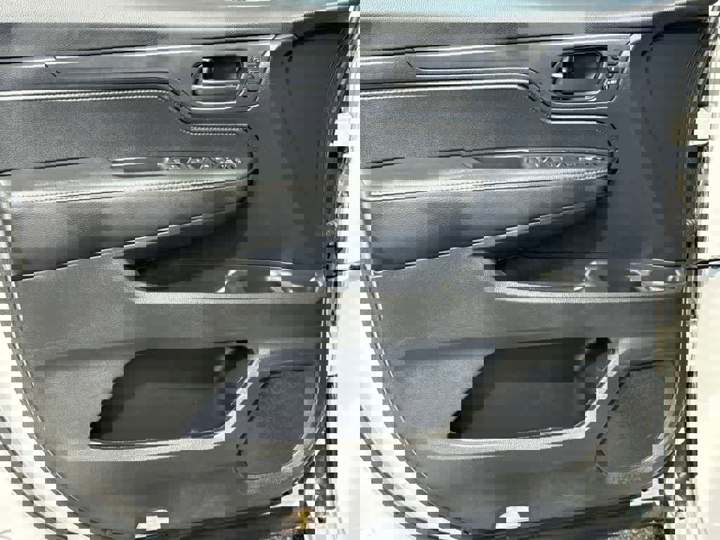 Used 2024 Honda Odyssey Sport image 11