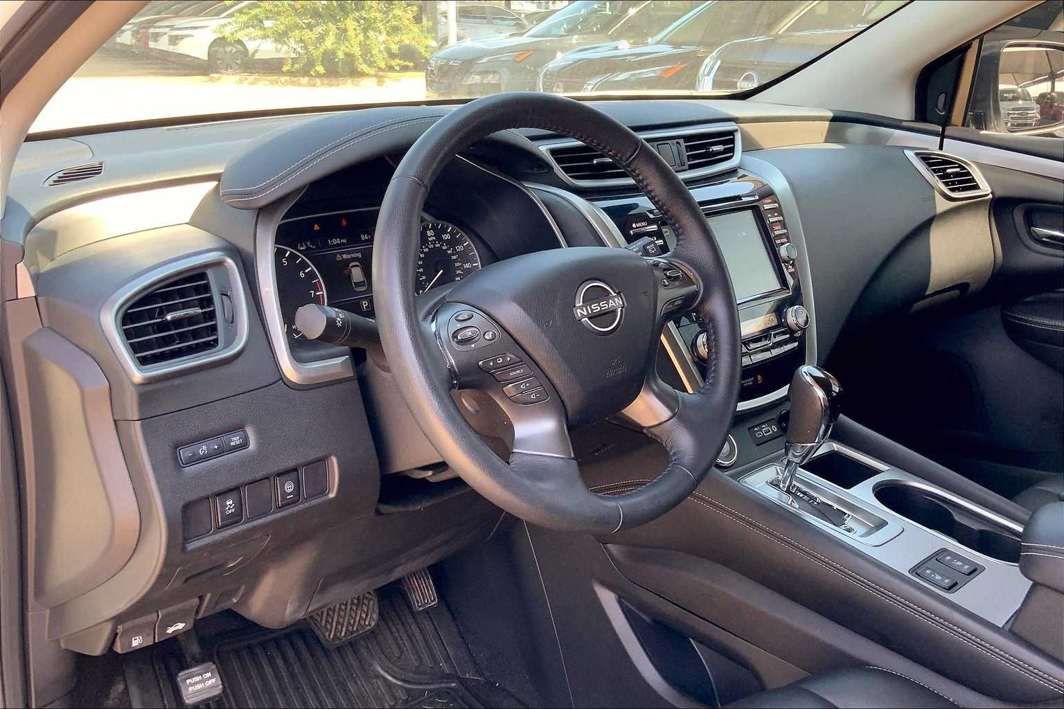 Certified 2024 Nissan Murano SV w/ SV Midnight Edition Package AWD/4WD image 8