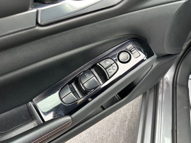 Used 2024 Nissan Altima 2.5 SR image 19