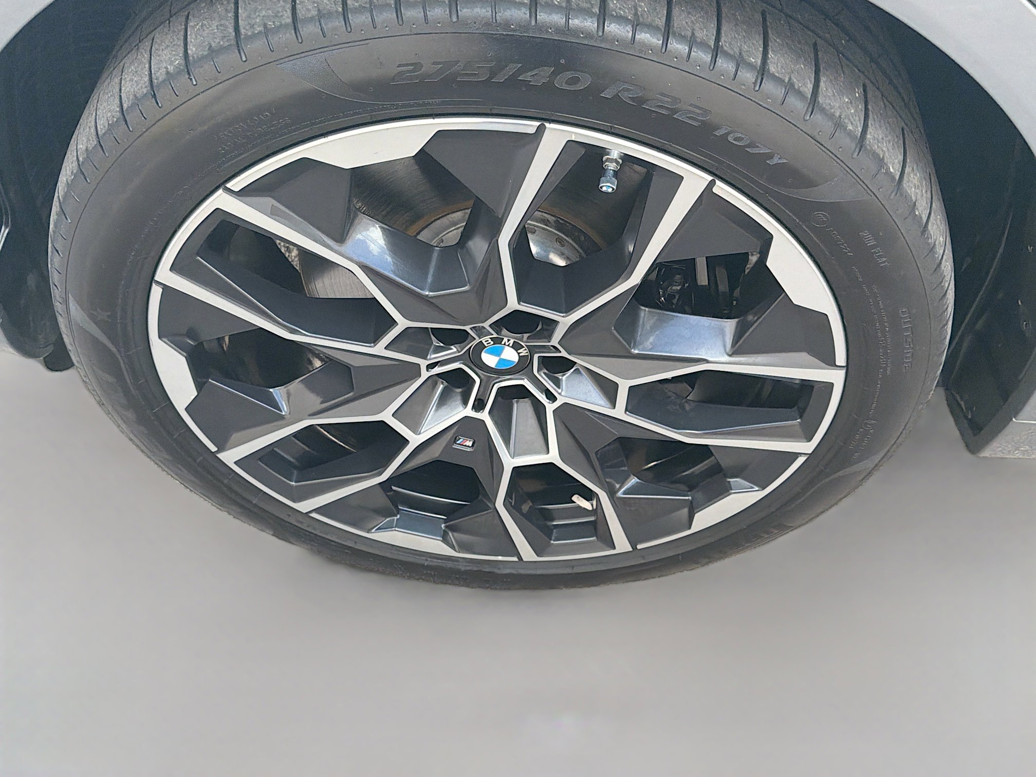 Used 2025 BMW X7 M60i AWD/4WD image 34