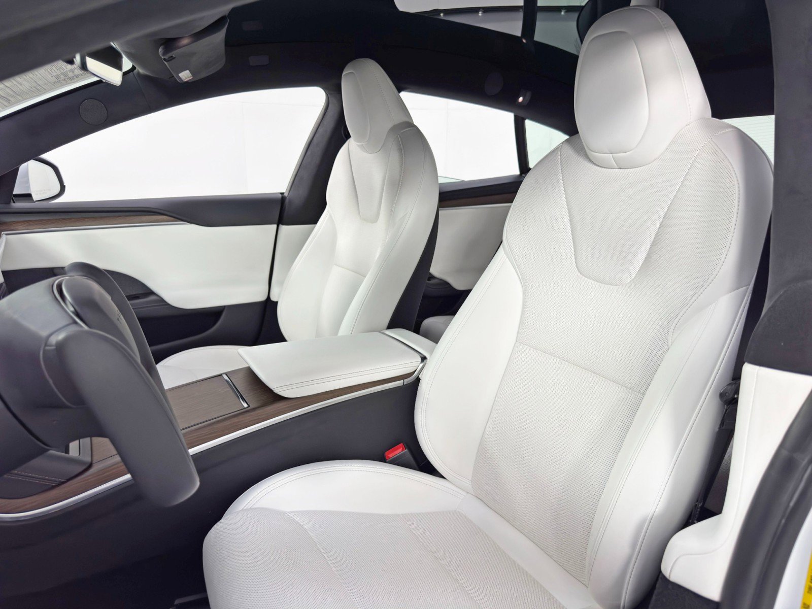 Used 2022 Tesla Model S image 42