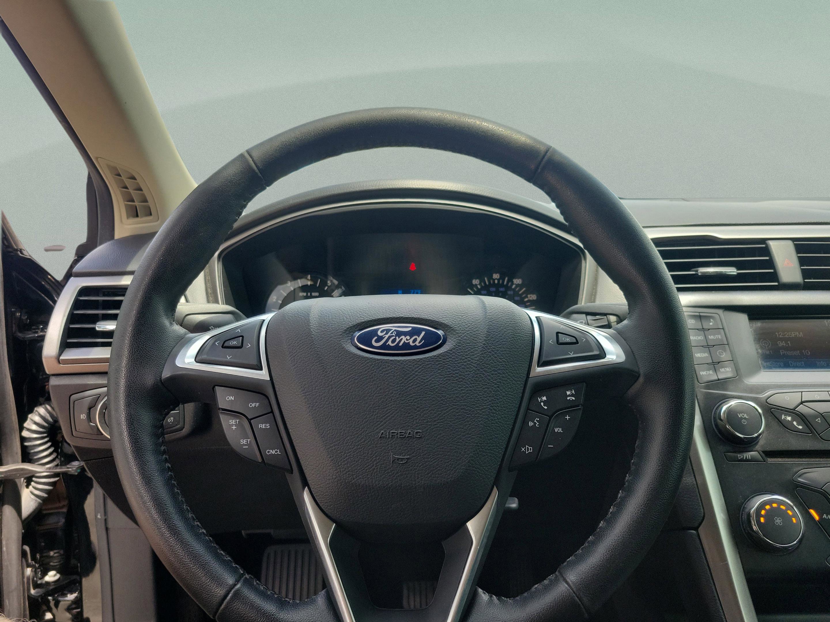Used 2017 Ford Fusion S w/ Equipment Group 101A FWD image 20